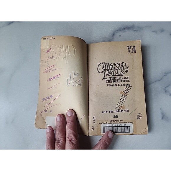 Chrystal Falls The Bad And The Beautiful By Caroline B. Cooney Paperback - Picture 2 of 10